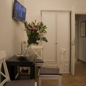  Apartamento Leoncino 36 In Italia